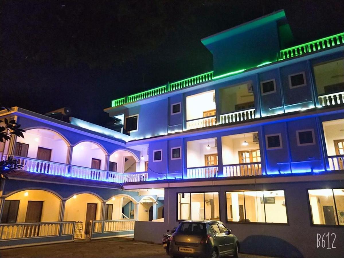 Dom'S Inn Calangute Eksteriør billede